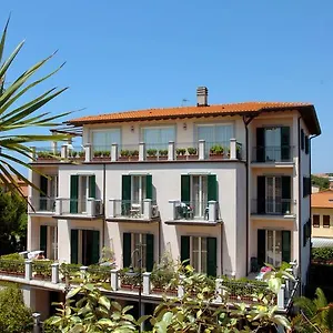 Apart Otel Riviera, Marina di Pietrasanta
