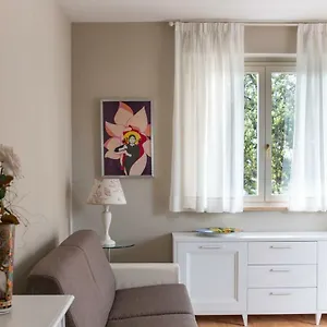 2-bedroom Apt, With Balcony & Aircondition - 50 M From The Appartamento